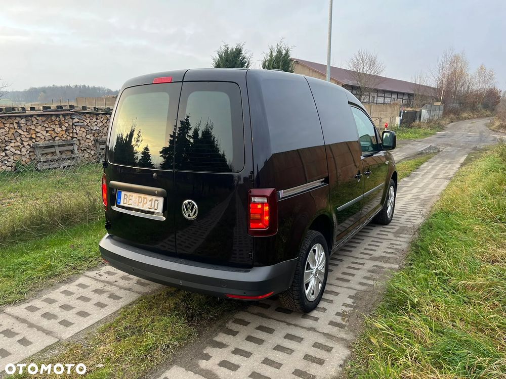 Volkswagen Caddy - 4