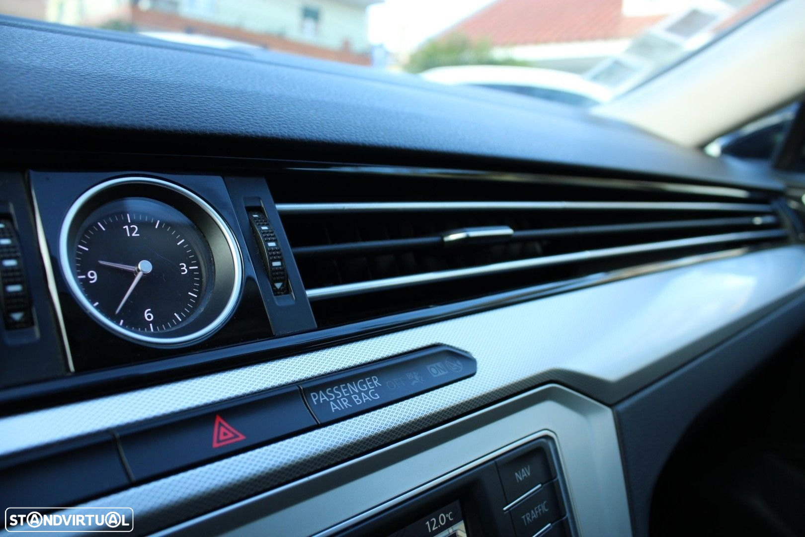 VW Passat Variant 1.6 TDI BlueMotion - 16