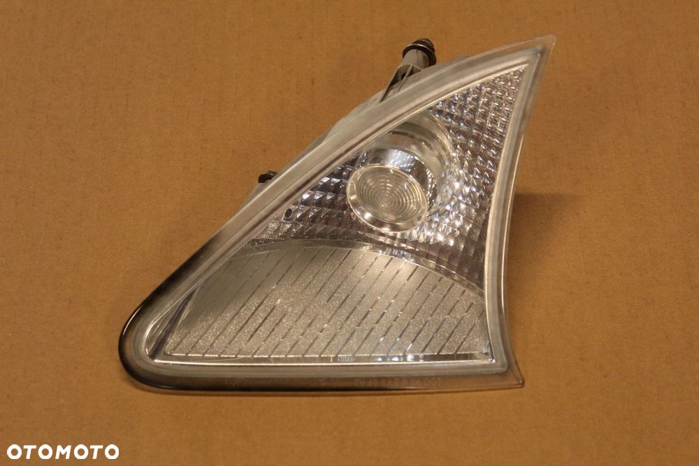 LAMPA POZYCYJNA LEWA MERCEDES W251 A2518200956 - 1