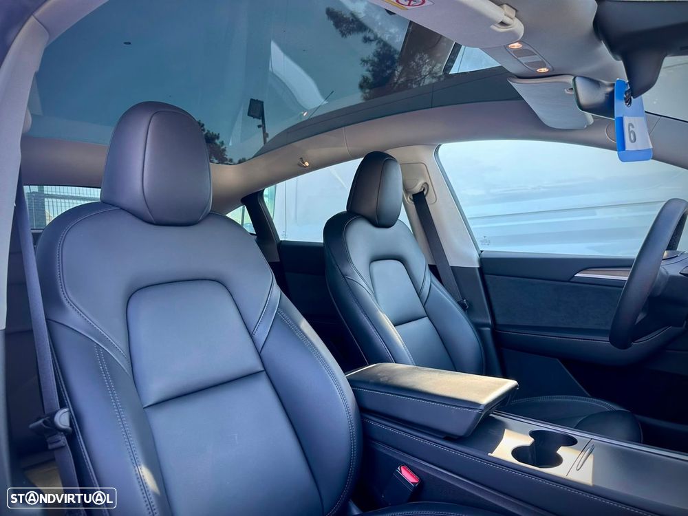 Tesla Model Y Performance Tração Integral - 18