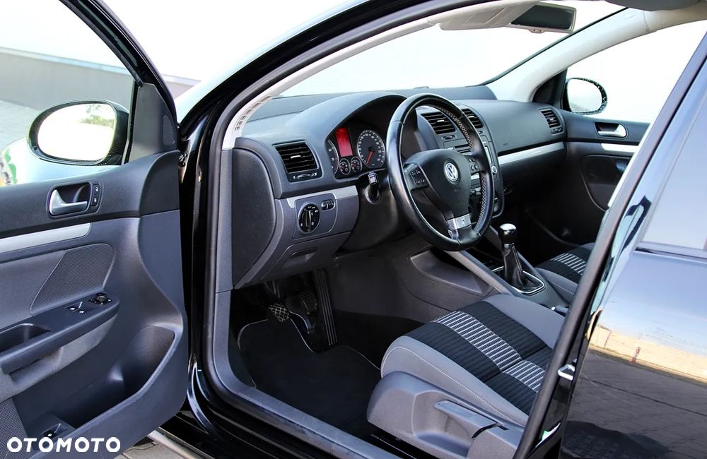 Volkswagen Golf V 1.6 Trendline - 15