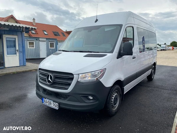 Mercedes-Benz Sprinter microbuz