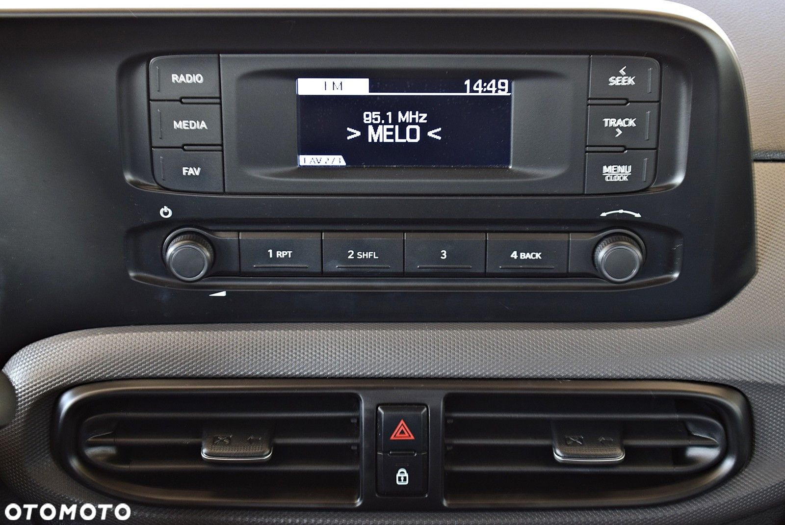 Hyundai i10 - 24