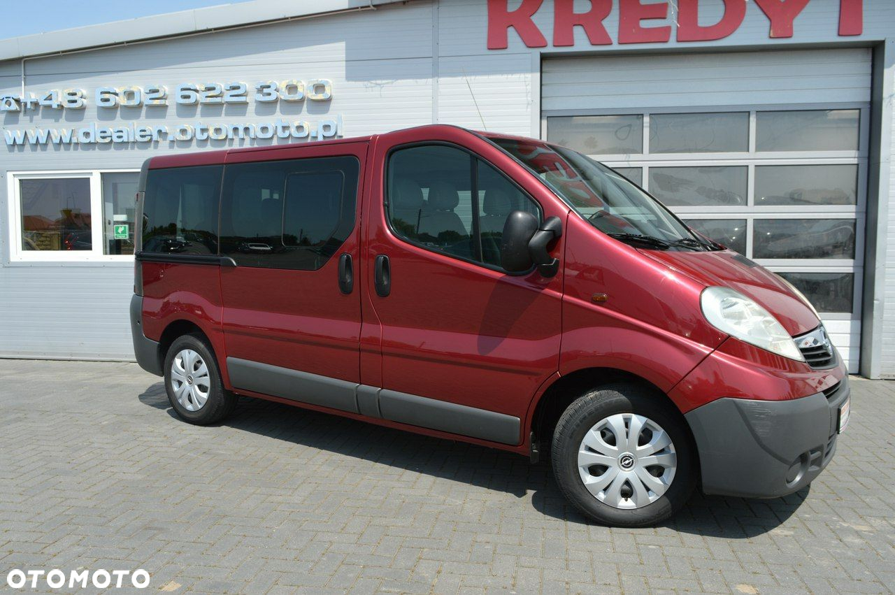 Opel Vivaro - 8