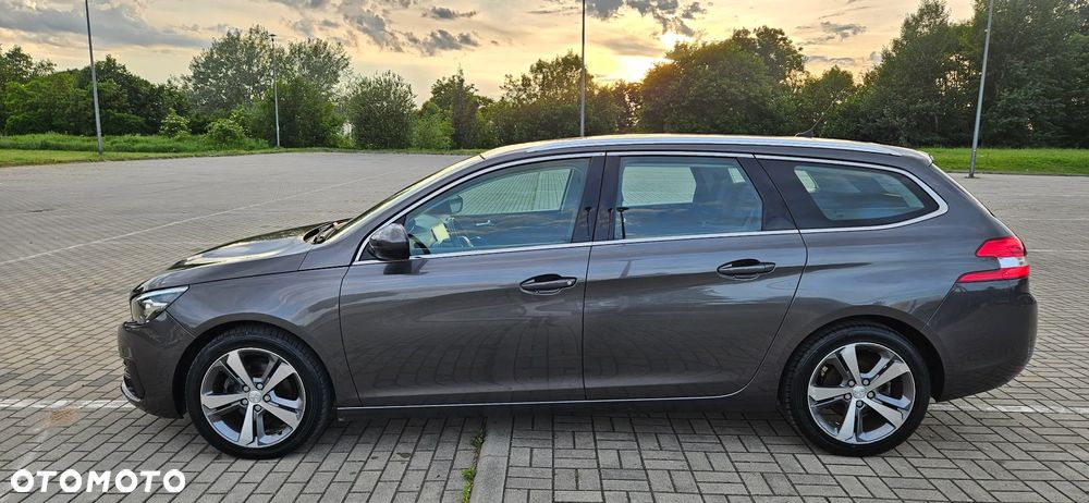 Peugeot 308 BlueHDi 130 Stop & Start Allure - 22