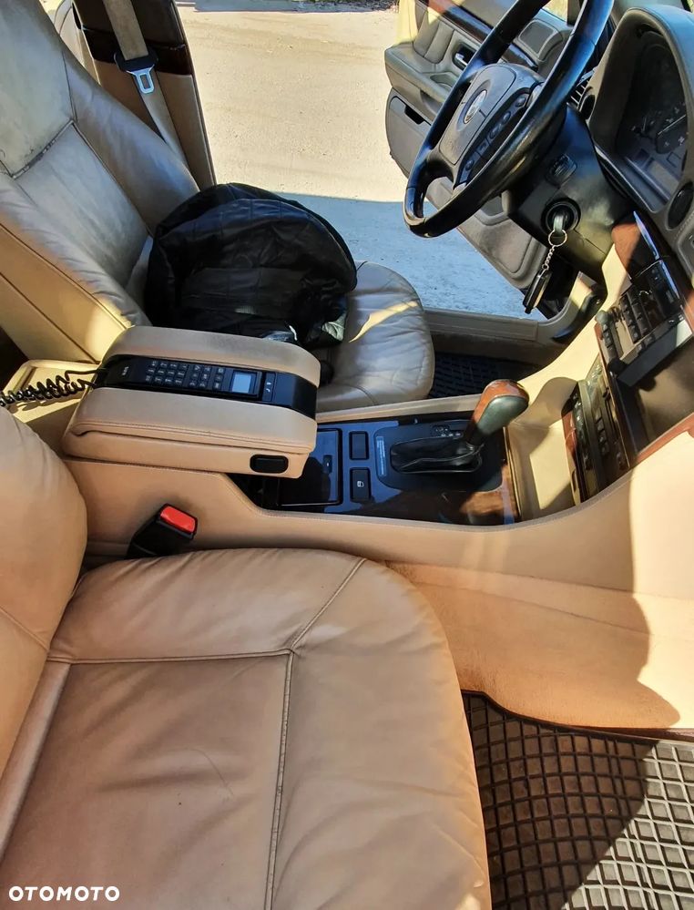 BMW Seria 7 735i L - 7