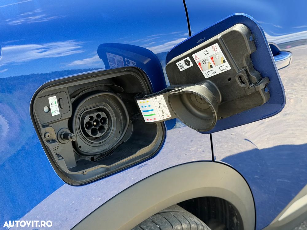 Renault Captur PHEV 160 Engineered - 34