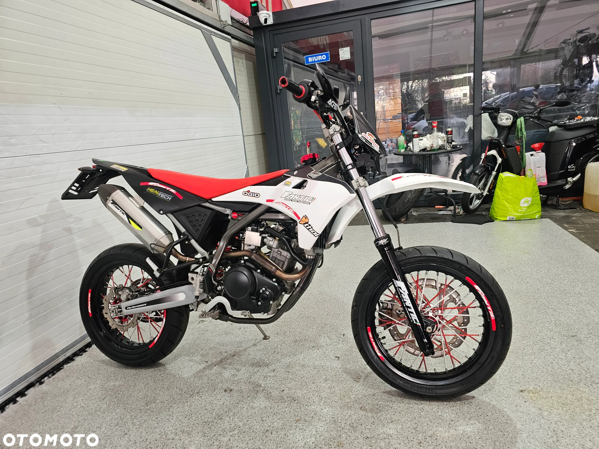 Fantic Inny - 13