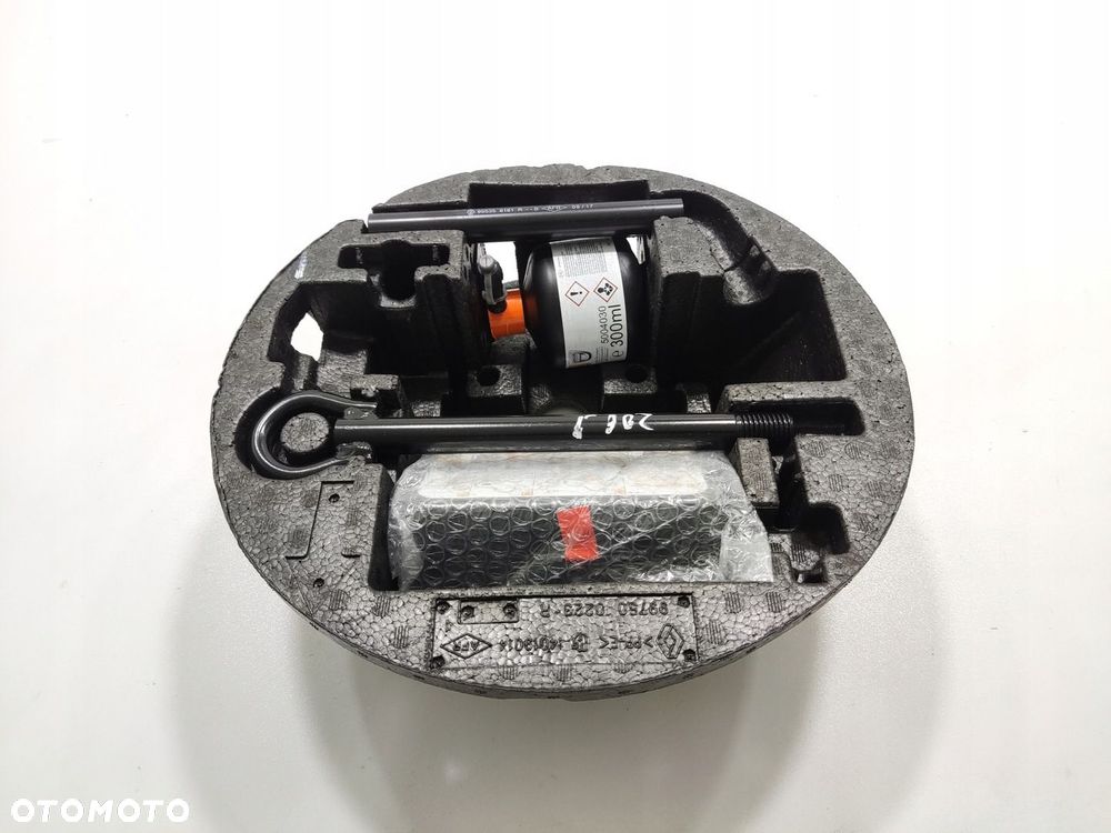 ZESTAW NAPRAWCZY KOMPRESOR STYROPIAN UCHO RENAULT ZOE I 2013-19 997500223R - 2