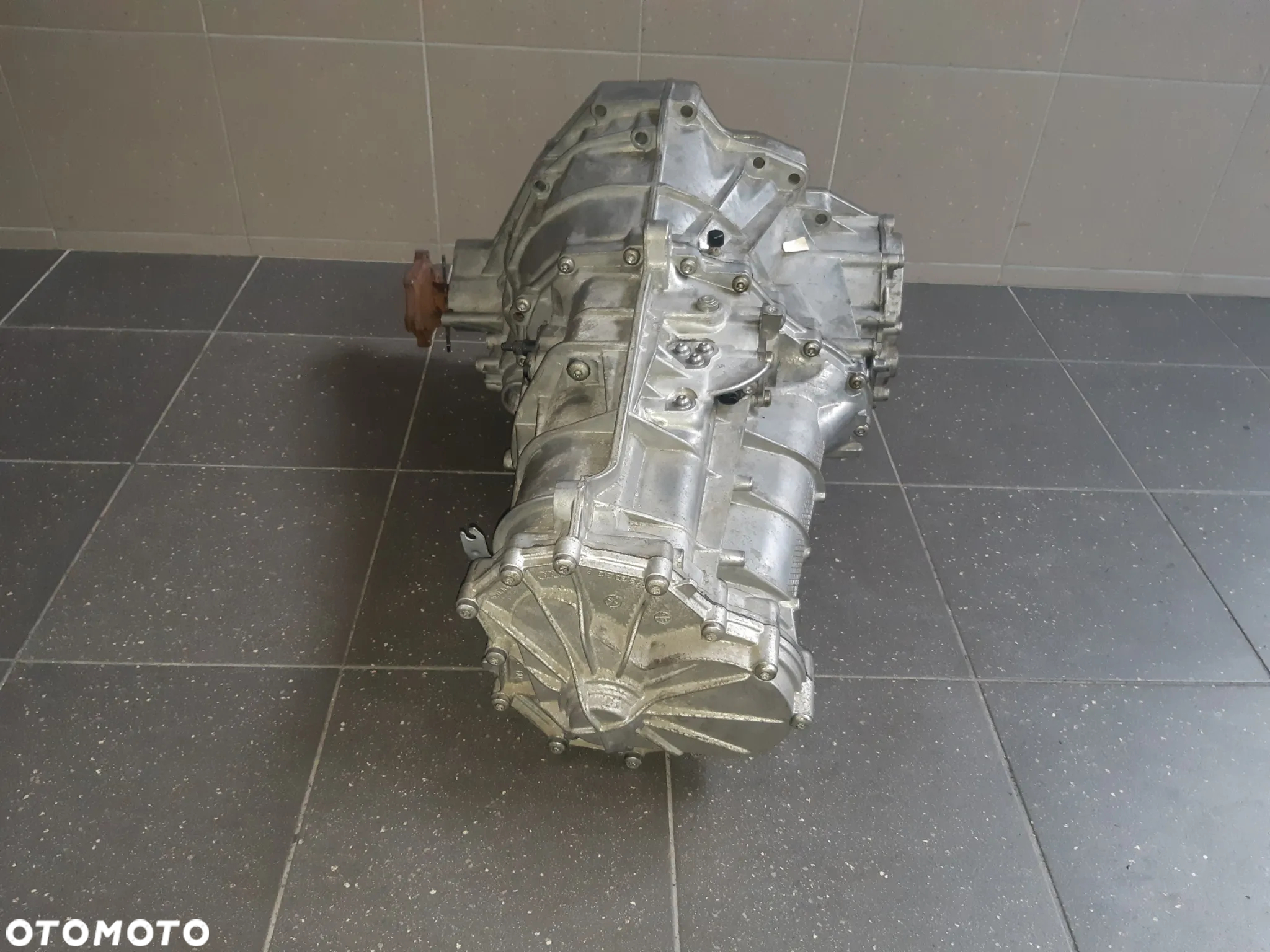 SKRZYNIA BIEGÓW MANUALNA AUDI A6 C7 A5 A4 B8 2.0TDI MVR - 2