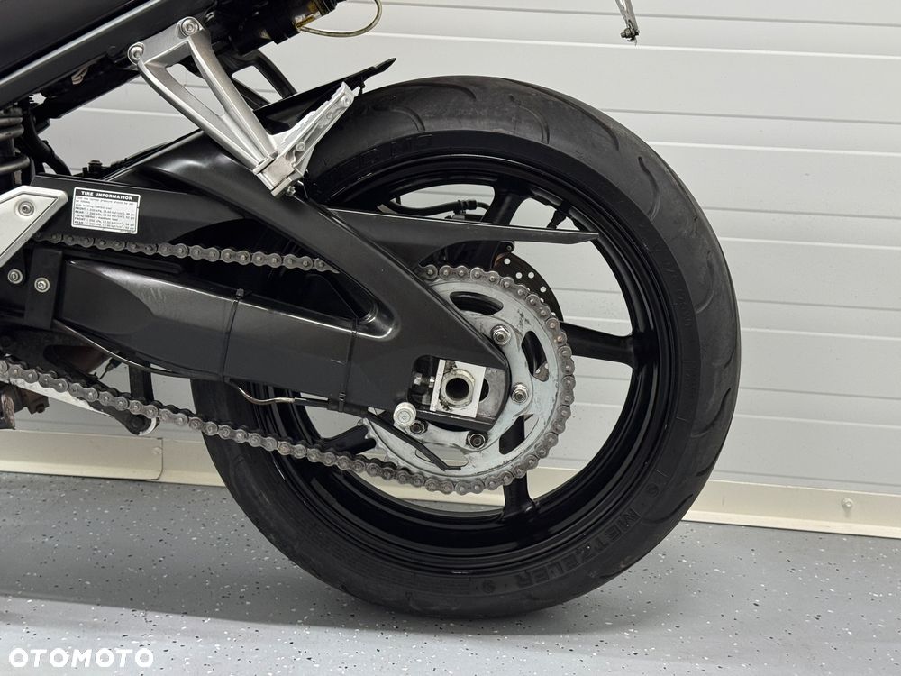 Yamaha FZ - 15