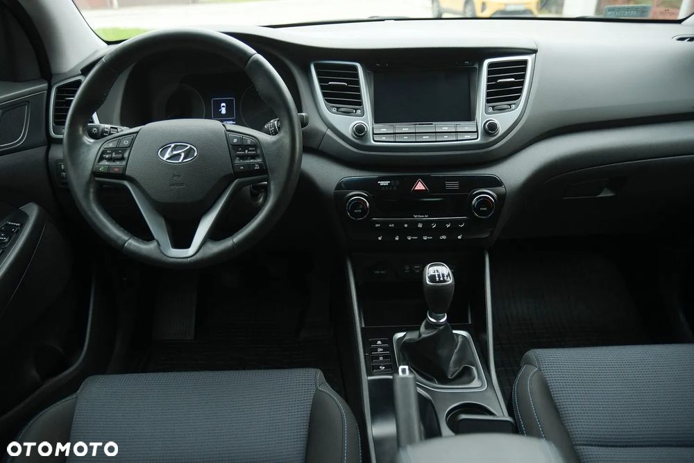 Hyundai Tucson 1.6 GDI BlueDrive Style 2WD - 17