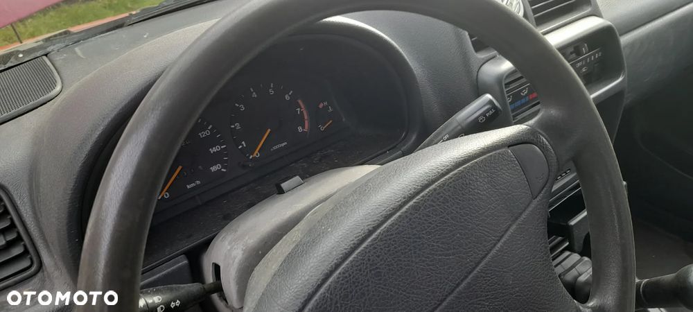 Suzuki Vitara Standard - 10