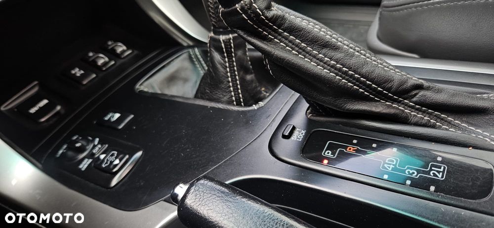 Toyota Land Cruiser 3.0 D Sol - 27