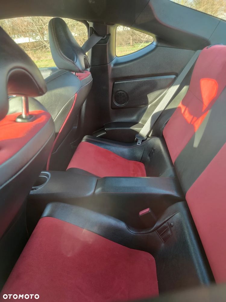 Toyota GT86 2.0 Prestige - 14
