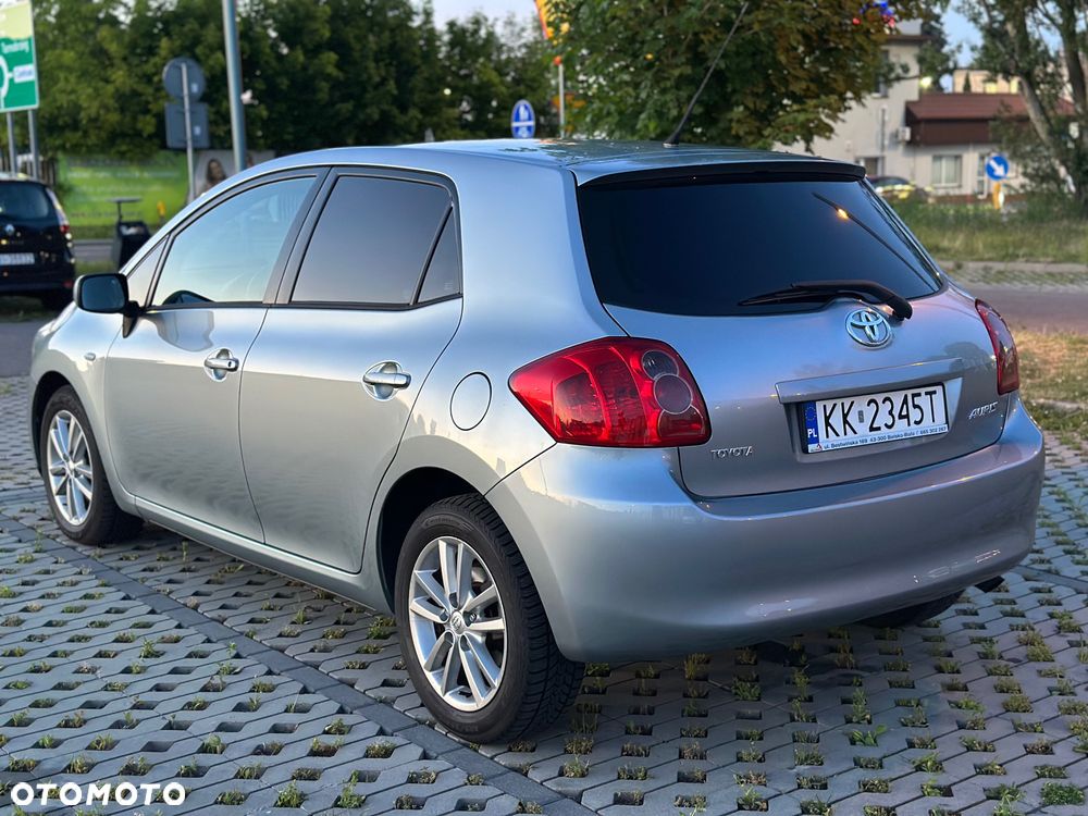 Toyota Auris - 3