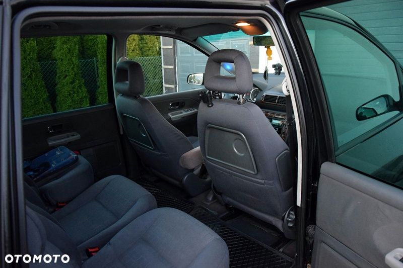 Seat Alhambra 1.9 TDI Signo - 10