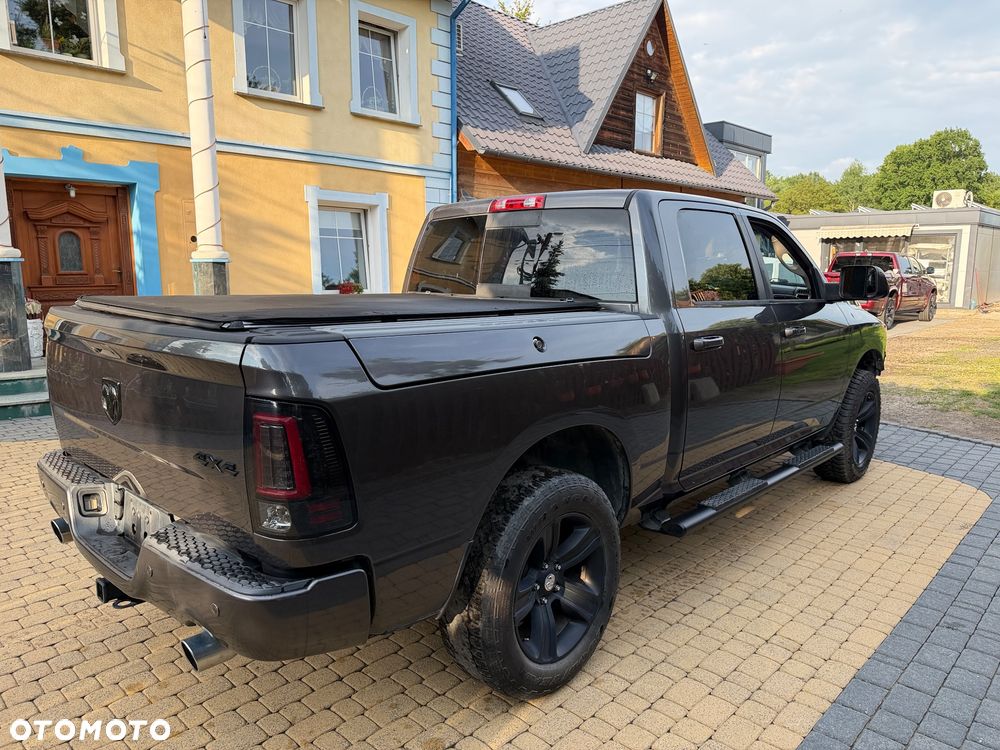 Dodge RAM 5.7 4x4 - 4