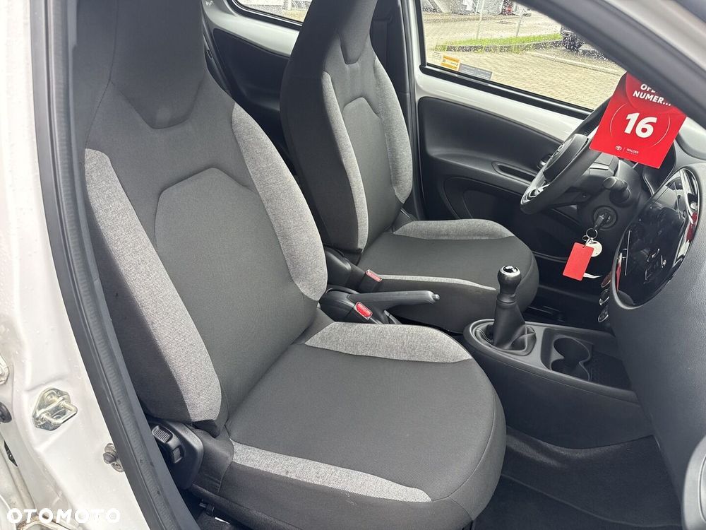 Toyota Aygo X - 15