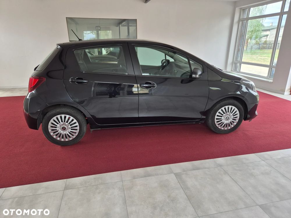 Toyota Yaris - 4