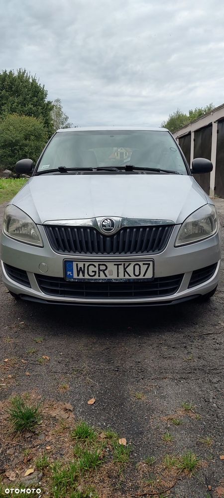 Skoda Fabia 2014 photo 3
