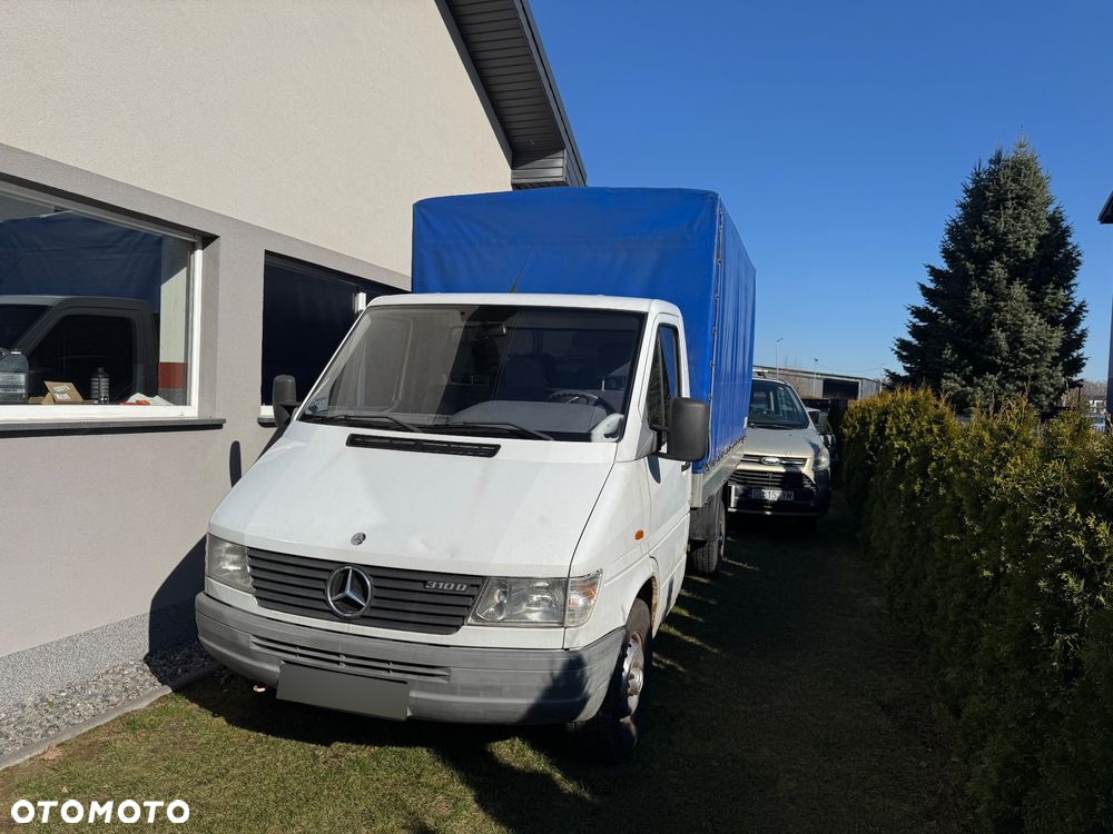 Mercedes-Benz Sprinter 310d - 33