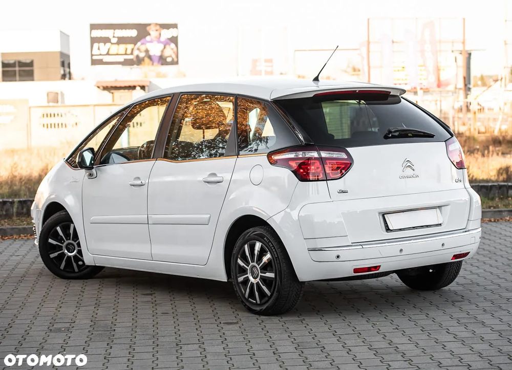 Citroën C4 Picasso 1.6 e-HDi FAP EGS6 Exclusive - 4