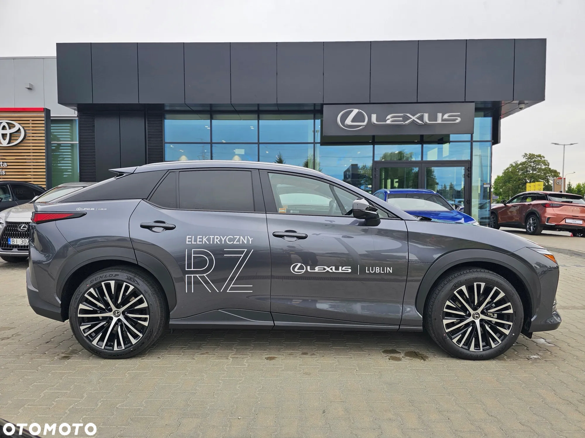 Lexus RZ 300e Prestige - 10