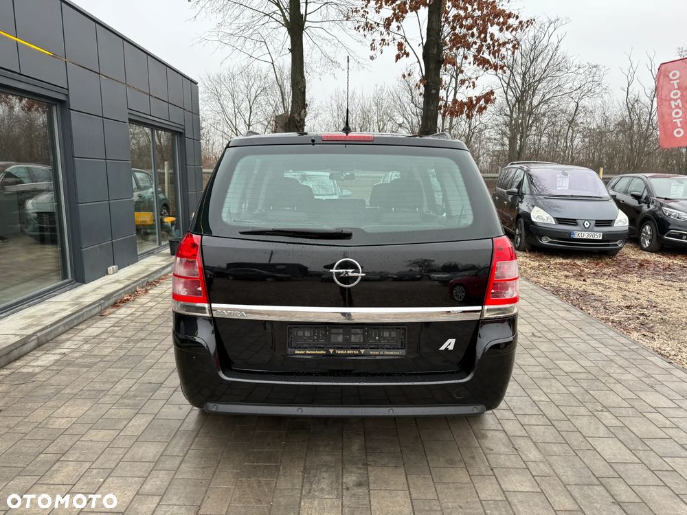 Opel Zafira 1.8 Cosmo - 22