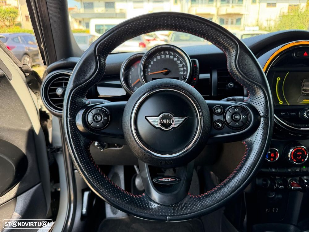 MINI 5 Portas Cooper SD - 21