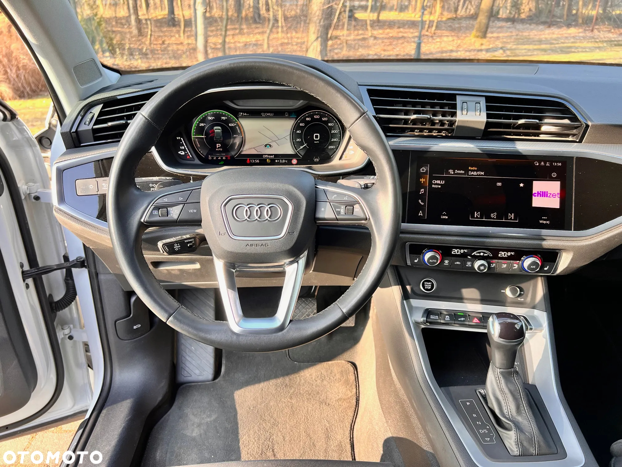 Audi Q3 45 TFSIe S tronic S line - 22