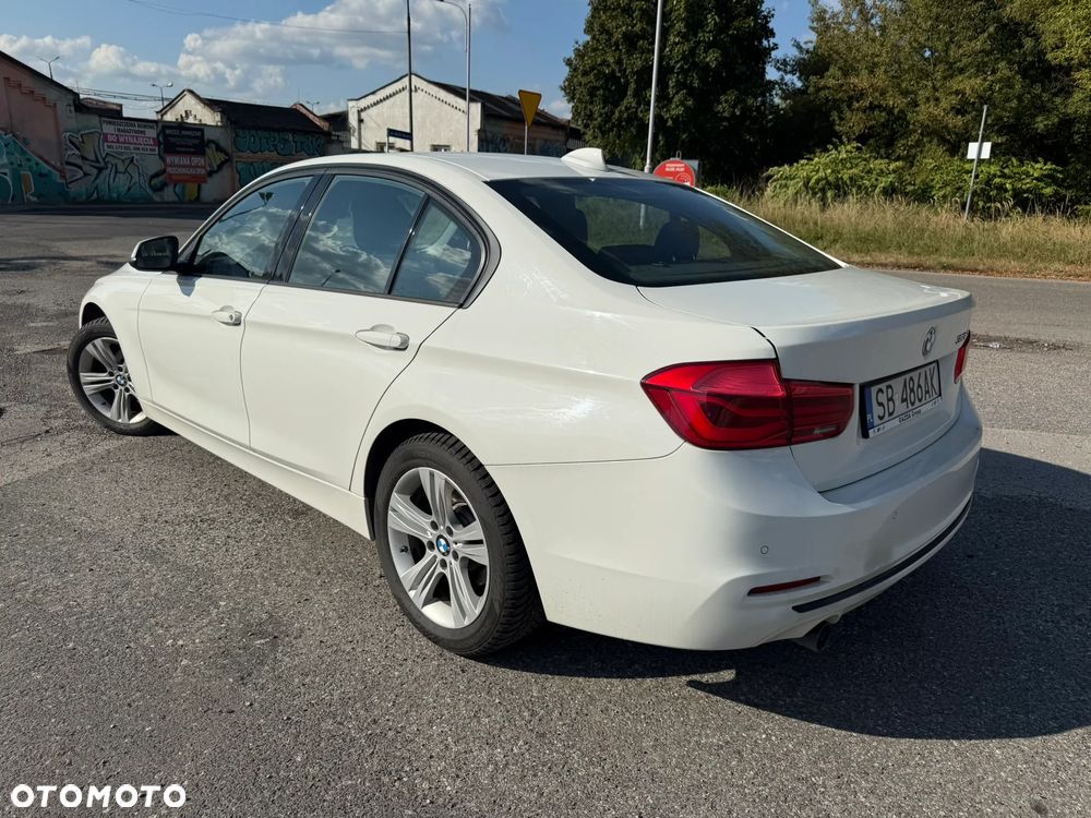 BMW Seria 3 318d - 5