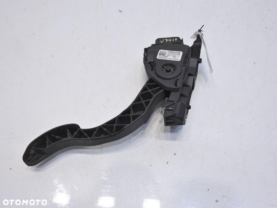 PEDAŁ GAZU POTENCJOMETR VOLVO V70 III 2.0 D3 - 7