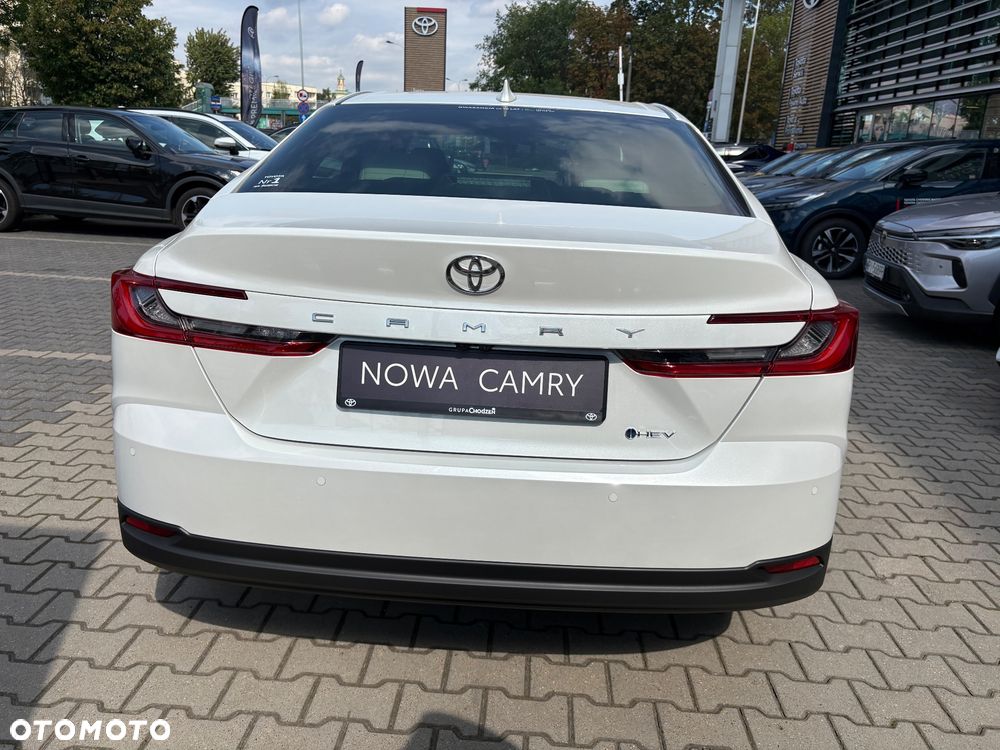 Toyota Camry 2.5 Hybrid Dynamic Force Executive e-CVT - 7