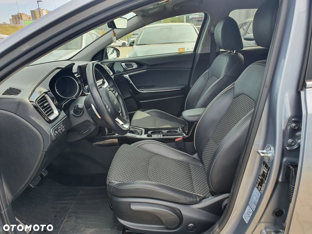 Kia Ceed 1.5 T-GDI Business Line DCT - 28