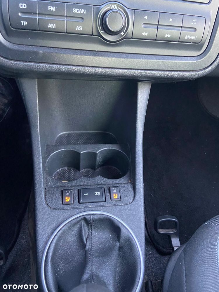 Skoda Fabia 1.4 MPI Cool Colour Edition - 8