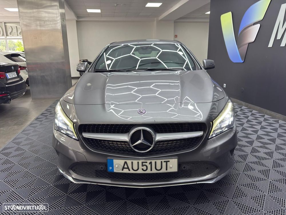 Mercedes-Benz CLA 180 d Shooting Brake Urban - 4