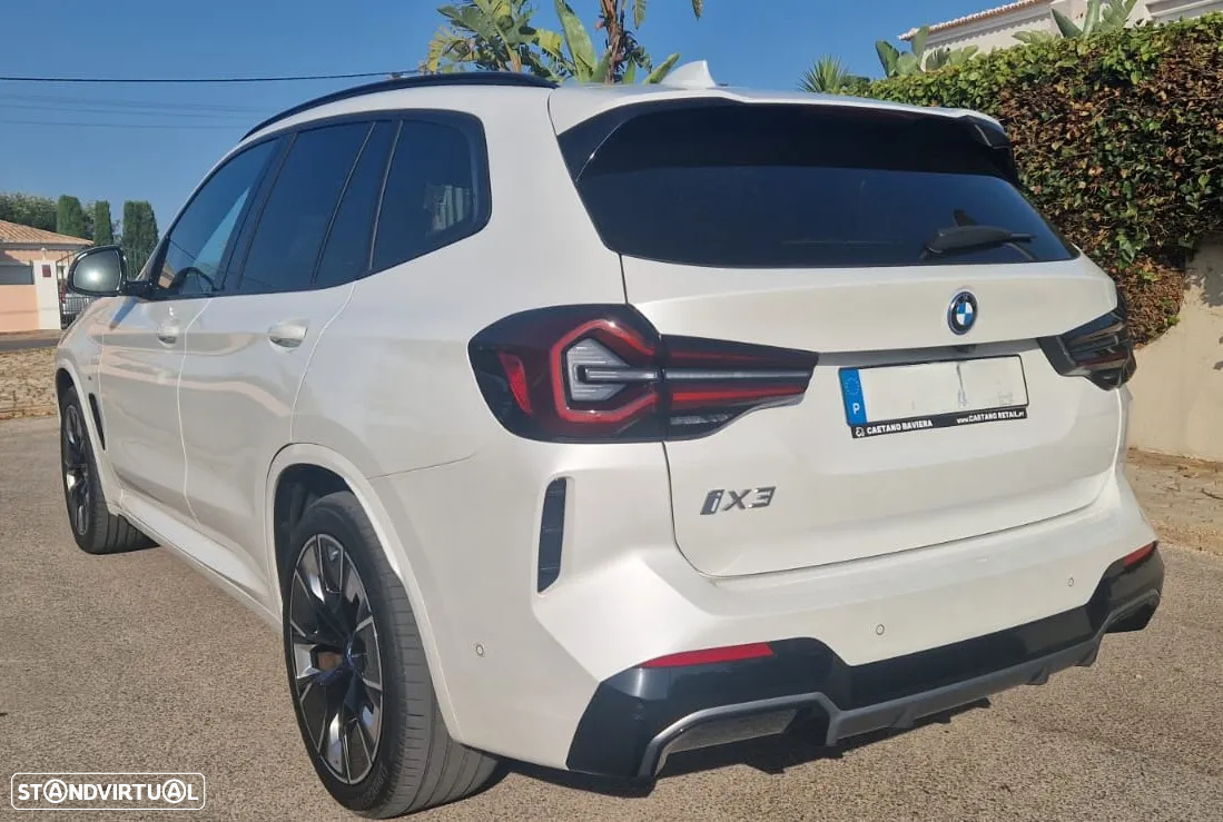BMW iX3 M Sport Impressive - 3