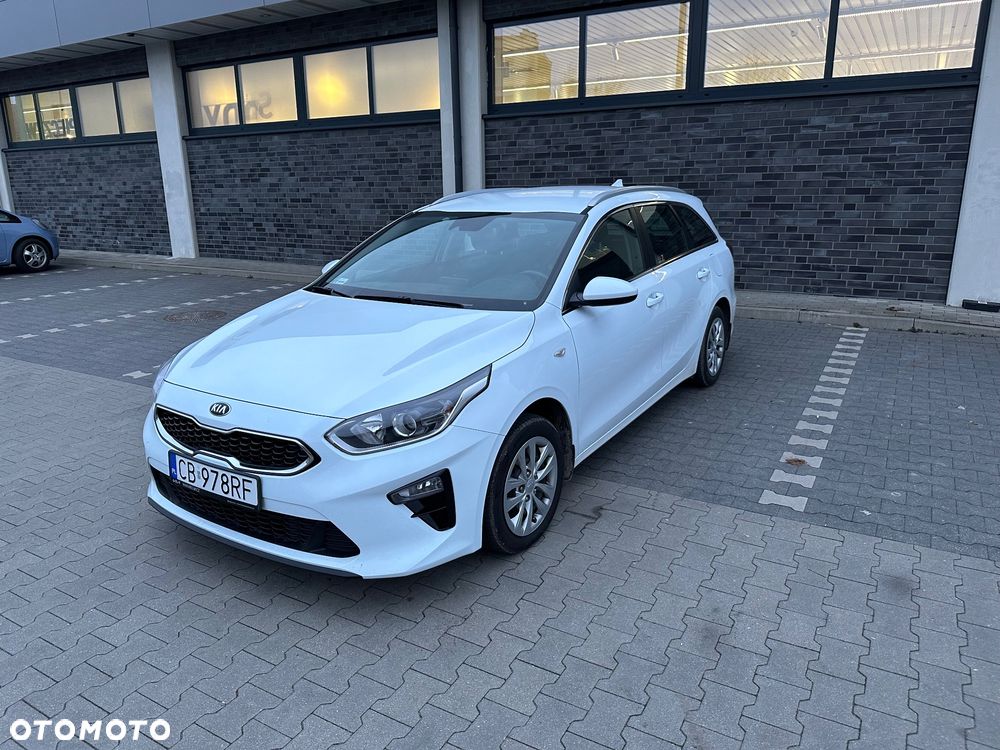 Kia Ceed 1.6 CRDi SCR M - 2