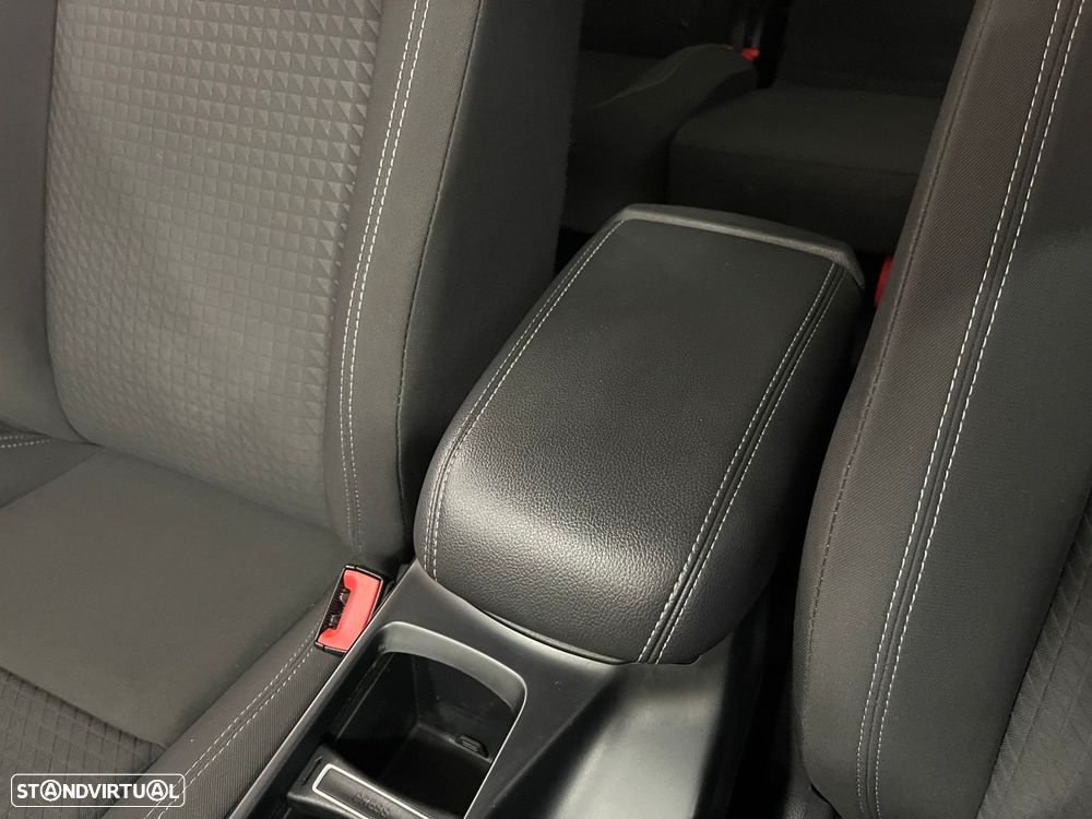 Ford Grand C-Max 1.0 EcoBoost S&S Ambiente - 44