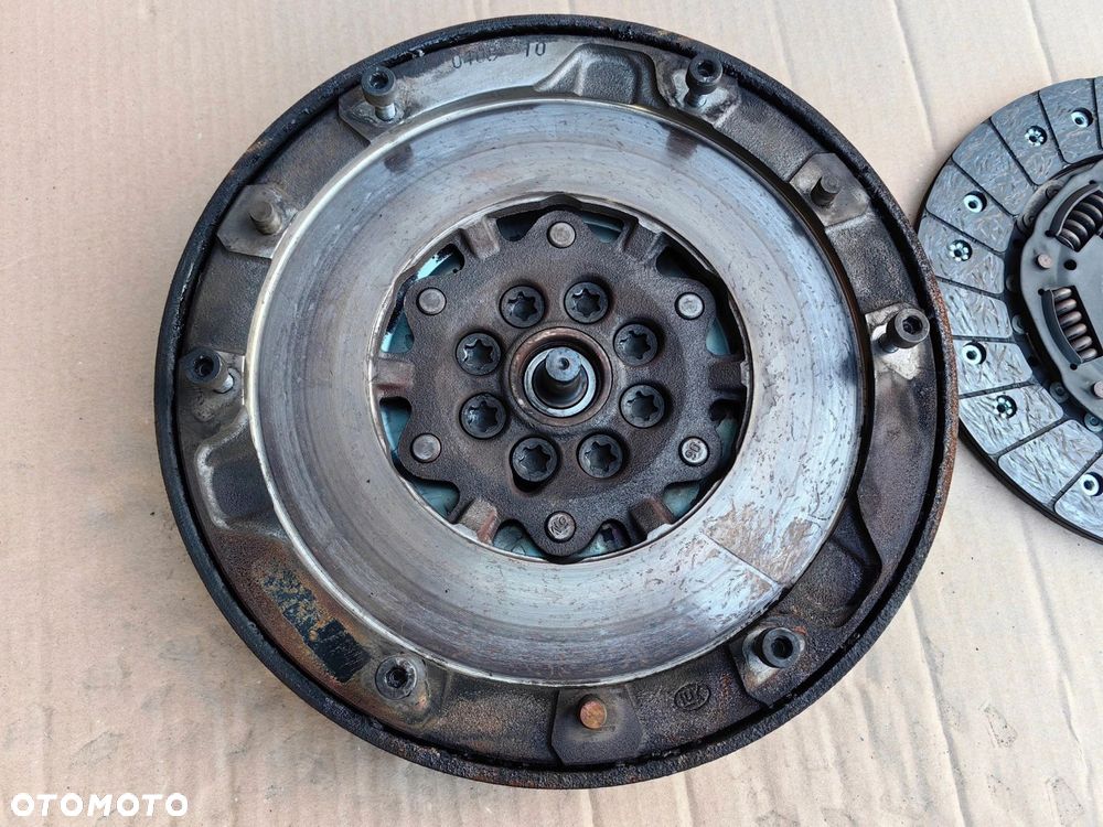 Sprzęgło BMW e81 e82 e87 e88 N47S 123d 204KM dwumas tarcza docisk - 2
