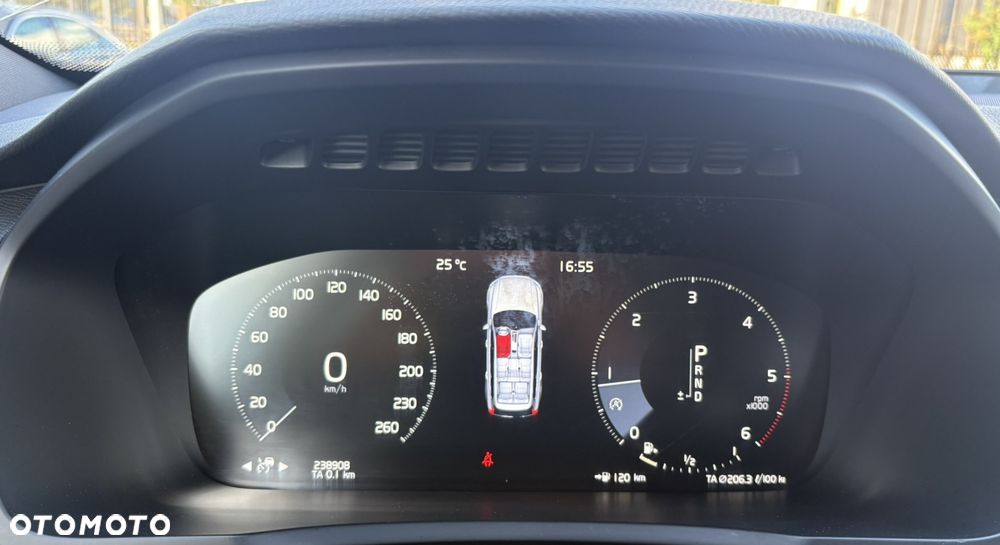Volvo XC 90 D5 SCR AWD Inscription 7os - 15