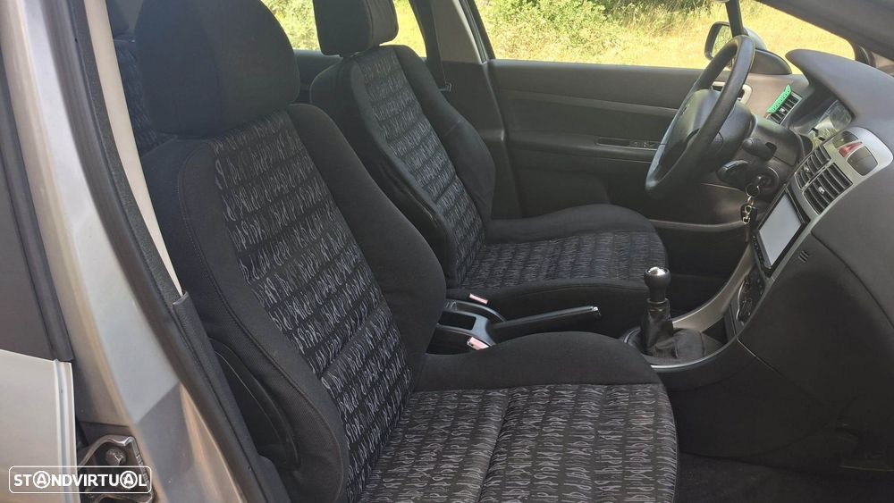 Peugeot 307 1.6 16V XT - 12