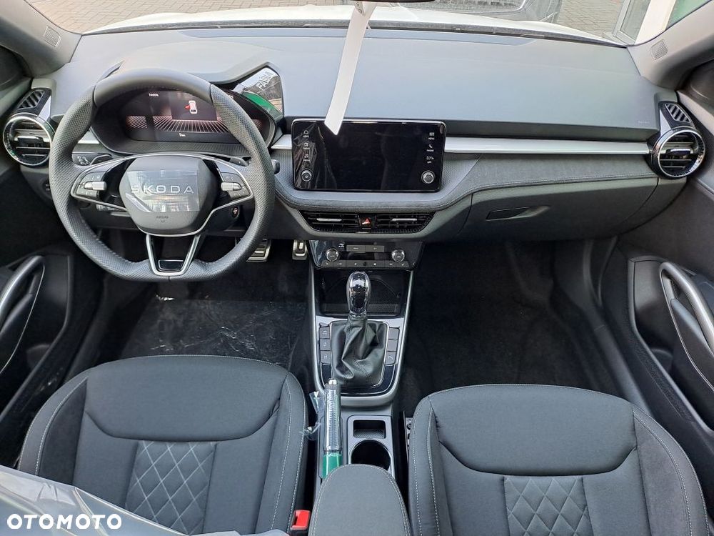 Skoda Fabia 1.5 TSI Drive DSG - 8