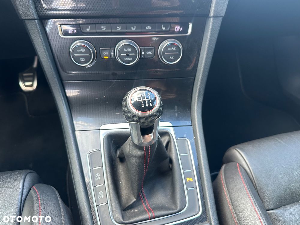Volkswagen Golf GTI BlueMotion Technology - 24