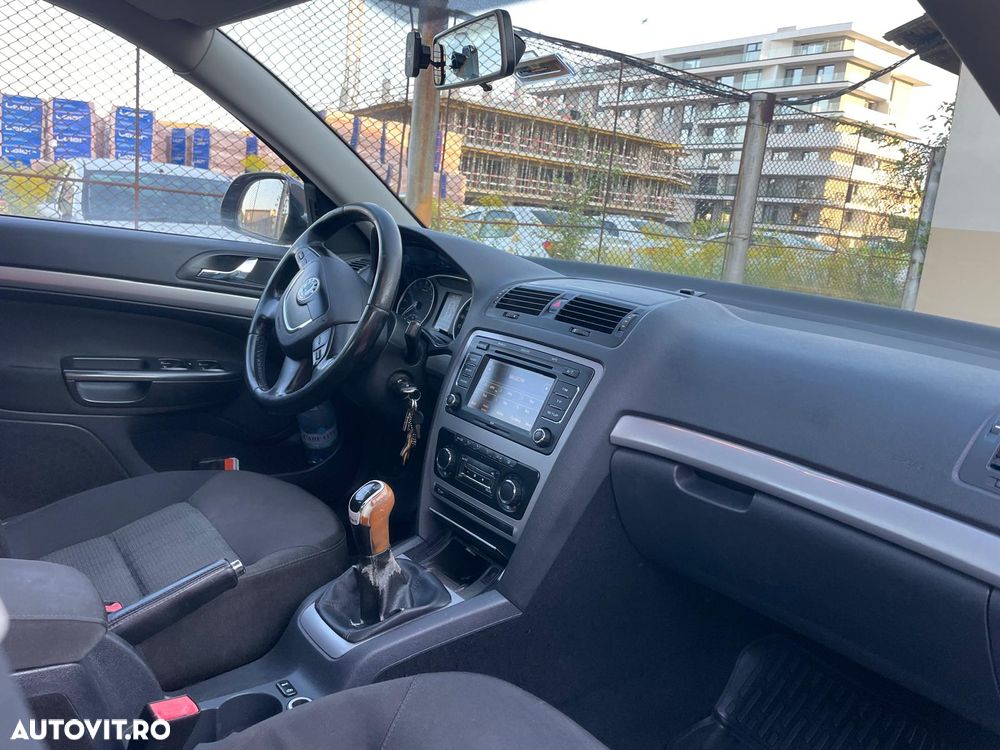 Skoda Octavia 2.0 TDI Business - 13