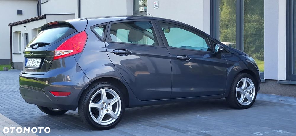 Ford Fiesta 1.25 Champions Edition - 8