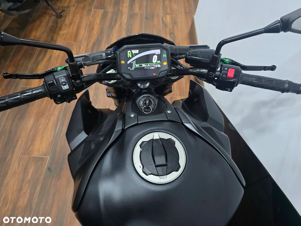 Kawasaki Z - 37