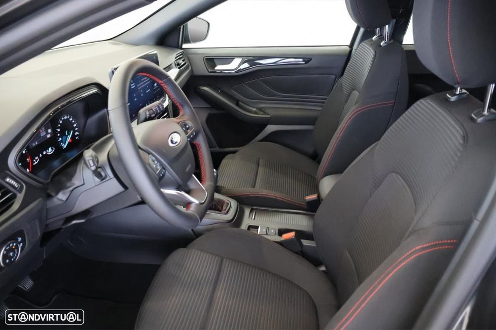 Ford Focus 1.0 EcoBoost MHEV ST-Line - 9