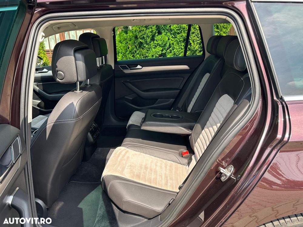 Volkswagen Passat 2.0 TDI DSG 4Motion R Executive - 13